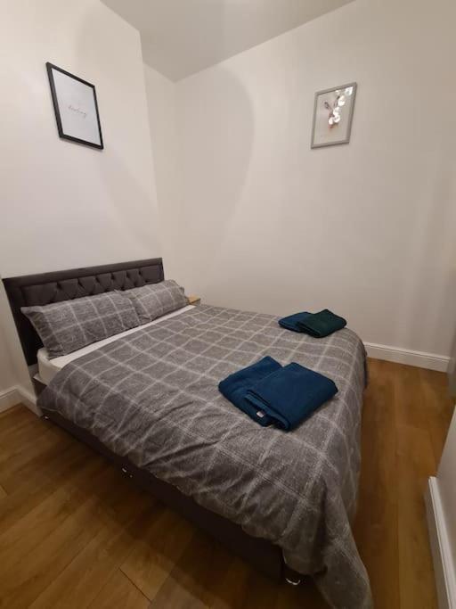 Luxury One Bedroom Flat Londen Buitenkant foto